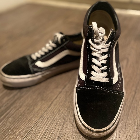 Women’s Vans - Picture 1 of 7